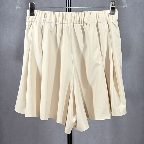 Honors - The Pleated Skort - Size Medium - Picture 10 of 14